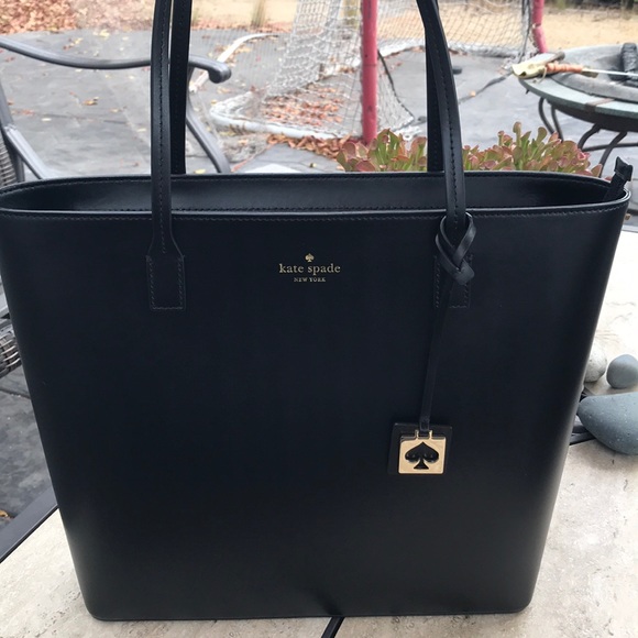 Kate Spade Shoulder Tote ♥️♠️♥️♠️ - Picture 2 of 8